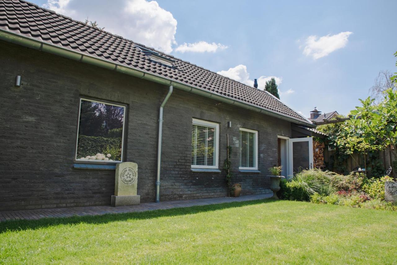 LAAREIND Bed & Breakfast Waalre Exterior foto